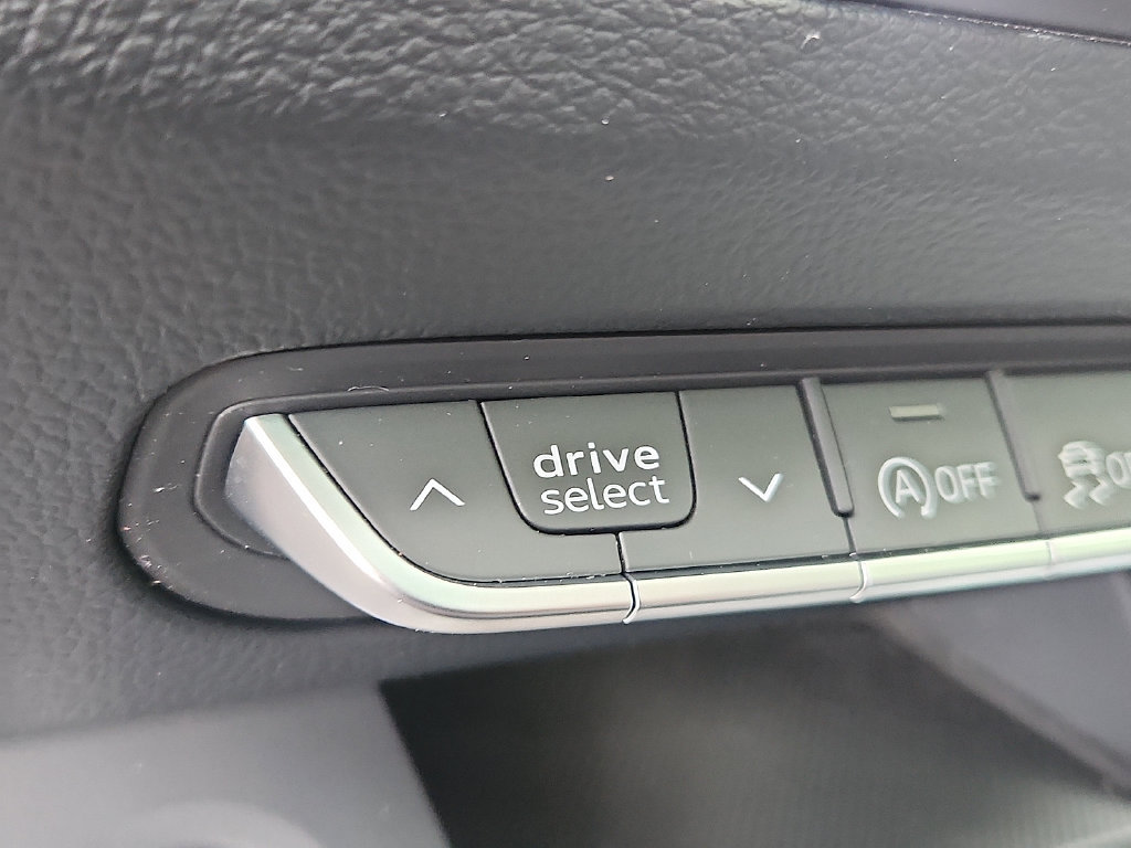Certified 2023 Audi Q5 2.0T Premium Plus AWD/4WD image 25