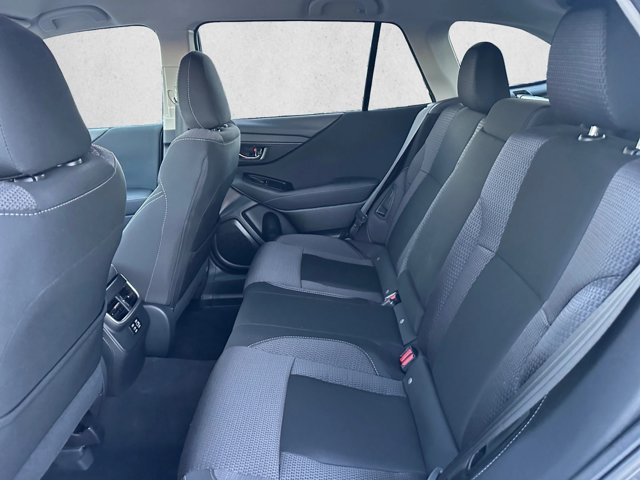 Used 2025 Subaru Outback Premium w/ Popular Package #1A AWD/4WD image 18