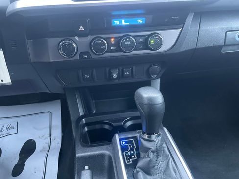 Certified 2021 Toyota Tacoma SR5 image 20
