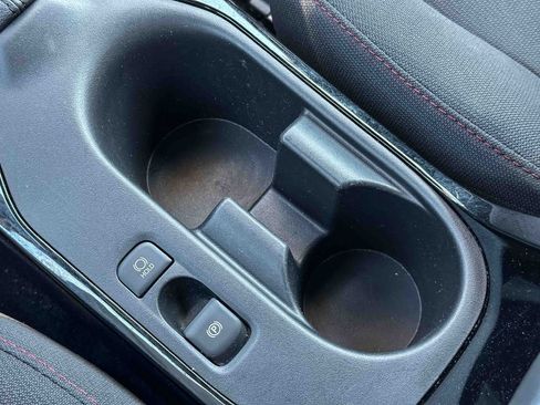 Used 2025 Toyota Corolla SE FWD image 32