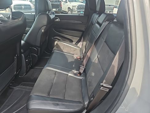 Used 2021 Jeep Grand Cherokee Laredo X image 15