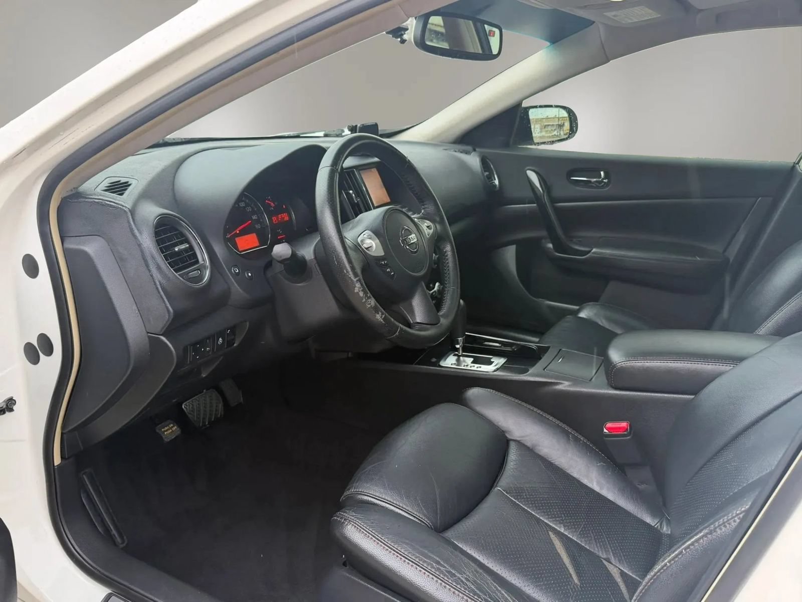 Used 2011 Nissan Maxima 3.5 SV w/ Monitor Pkg FWD image 13