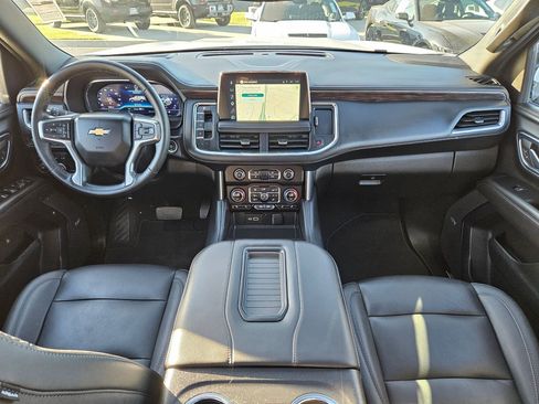 Used 2024 Chevrolet Tahoe LT w/ LT Signature Package AWD/4WD image 32