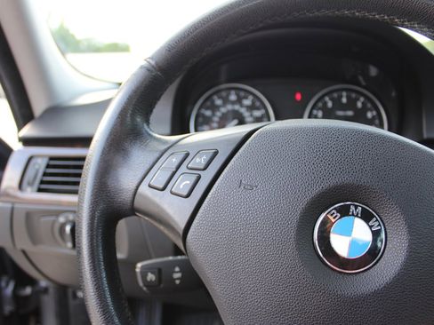 Used 2008 BMW 335xi Sedan image 18