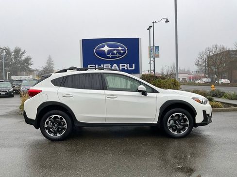 Certified 2023 Subaru Crosstrek 2.0i Premium image 9