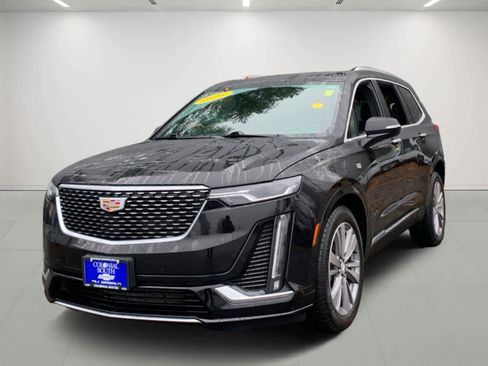 Certified 2025 Cadillac XT6 Premium Luxury image 1
