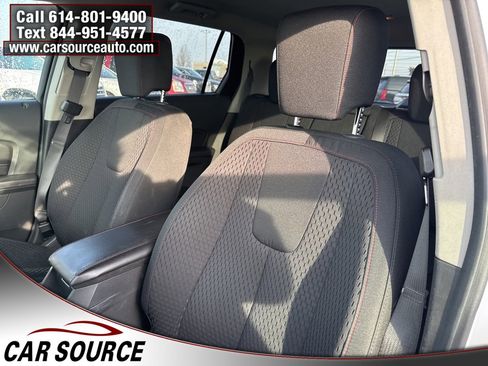 Used 2014 GMC Terrain SLE image 12