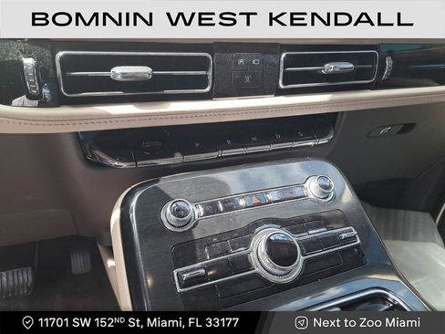 Used 2023 Lincoln Nautilus AWD w/ Premium Package image 29
