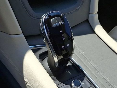 Certified 2025 Cadillac XT6 Premium Luxury w/ LPO, Floor Liner Package image 15