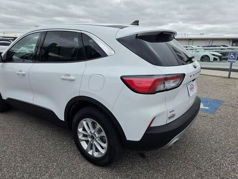 Used 2022 Ford Escape SE AWD/4WD image 6