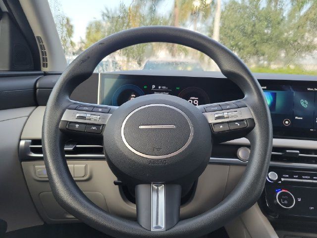 Used 2026 Hyundai Tucson SEL Plus FWD image 14