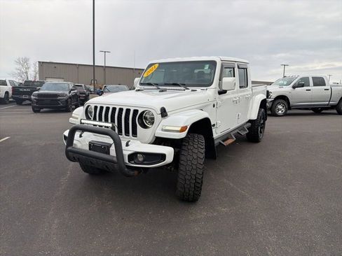 Used 2021 Jeep Gladiator Overland image 4