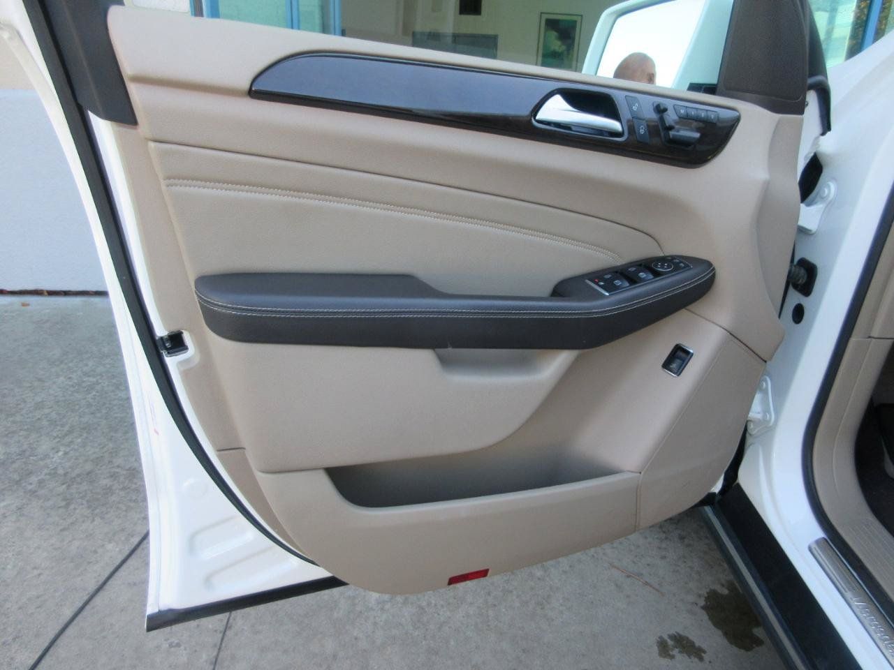 Used 2015 Mercedes-Benz ML 350 4MATIC image 6