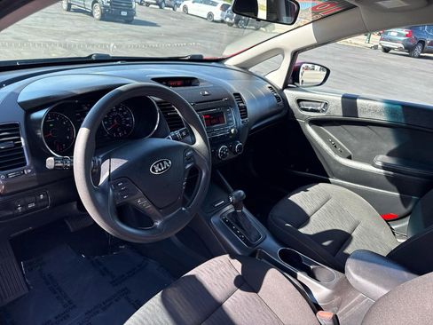 Used 2016 Kia Forte LX FWD image 11