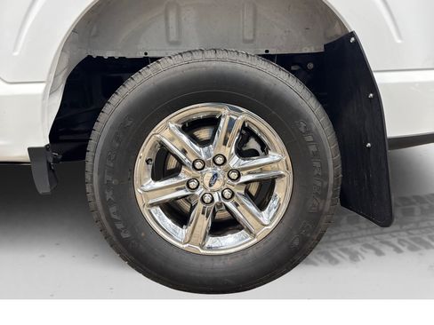 Used 2025 Ford F150 XLT w/ Equipment Group 301A Standard AWD/4WD image 47