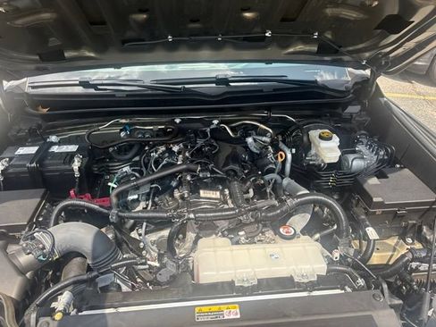 Used 2025 Toyota Tacoma TRD Off-Road w/ TRD Off Road Upgrade Package AWD/4WD image 22