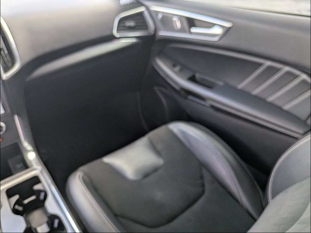 Used 2021 Ford Edge ST AWD/4WD image 17