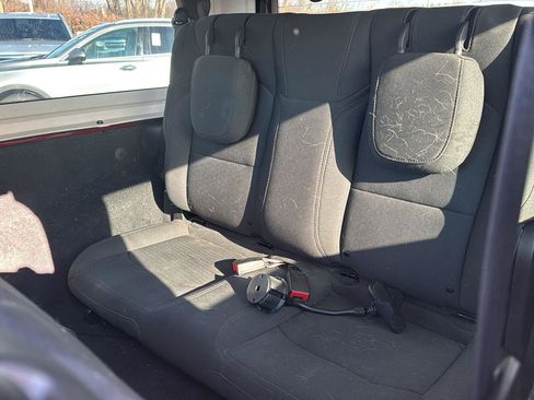 Used 2021 Jeep Wrangler Sport image 11