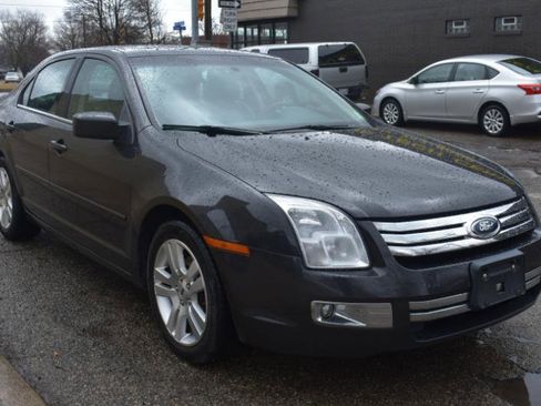 Used 2007 Ford Fusion SEL image 2