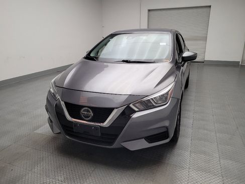 Used 2021 Nissan Versa SV FWD image 15