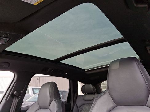 Used 2021 Audi SQ7 Premium Plus image 16