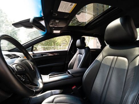 Used 2019 Lincoln MKZ Reserve w/ Reserve Plus Package AWD/4WD image 28