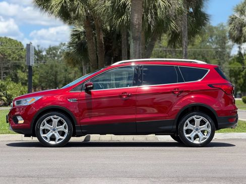 Used 2019 Ford Escape Titanium FWD image 47