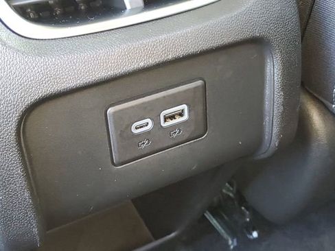 Used 2025 Chevrolet Blazer LT w/ Convenience Package image 11