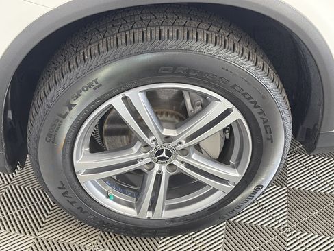 Used 2022 Mercedes-Benz GLC 300 4MATIC image 13
