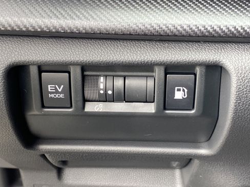 New 2026 Subaru Crosstrek 2.5i Limited AWD/4WD image 9