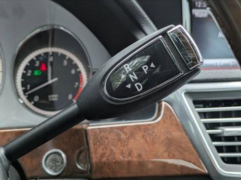Used 2013 Mercedes-Benz E 350 Sedan image 13