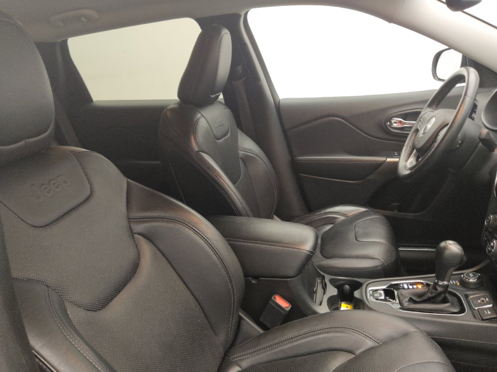 Used 2019 Jeep Cherokee Limited AWD/4WD image 21