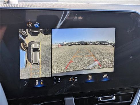 New 2026 Chevrolet Equinox LT w/ Safety and Technology Package AWD/4WD image 14
