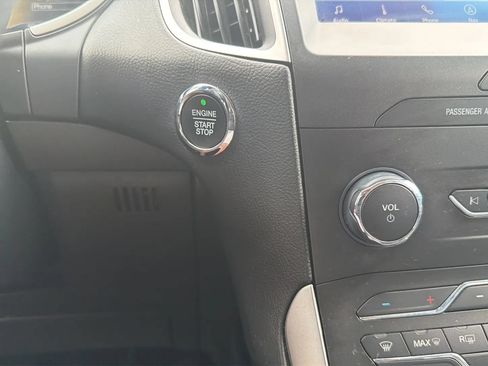 Used 2019 Ford Edge SEL w/ Equipment Group 201A AWD/4WD image 96