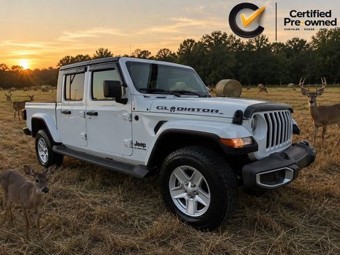 Used 2022 Jeep Gladiator Sport AWD/4WD image 1