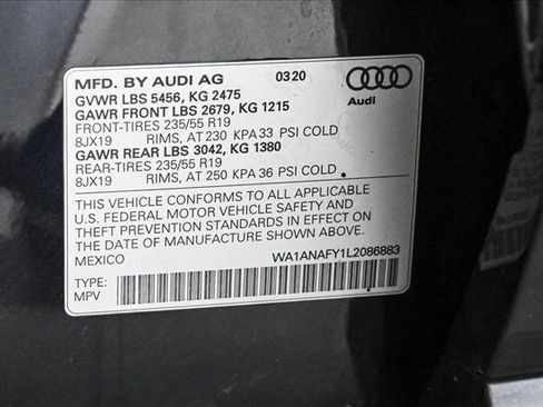 Used 2020 Audi Q5 Premium image 26