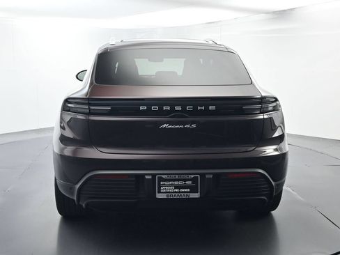 Certified 2025 Porsche Macan 4S Electric AWD/4WD image 13