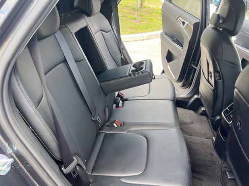 Used 2023 Kia Sportage EX FWD image 43