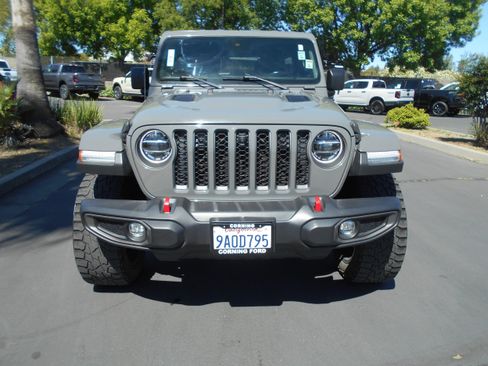 Used 2022 Jeep Wrangler Unlimited Rubicon w/ LED Lighting Group AWD/4WD image 2