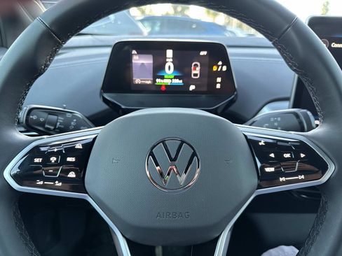 New 2026 Volkswagen ID.4 Pro image 16