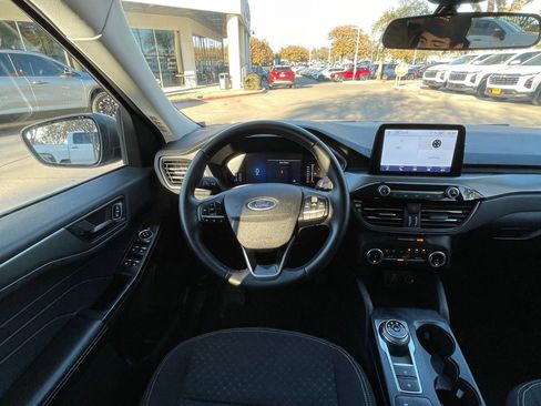 Used 2024 Ford Escape Active image 12