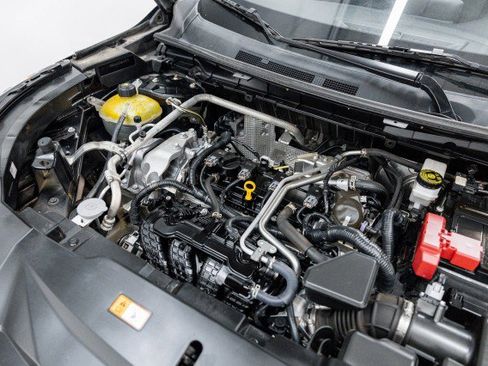 Used 2022 Mitsubishi Outlander ES image 8