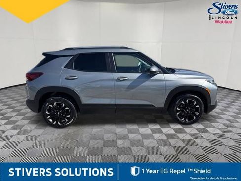 Used 2023 Chevrolet TrailBlazer LT FWD image 5