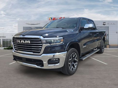 Used 2025 RAM 1500 Laramie AWD/4WD image 1