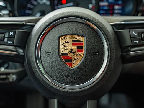 New 2026 Porsche Macan AWD/4WD image 27