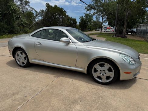Used 2005 Lexus SC 430 Convertible RWD image 24