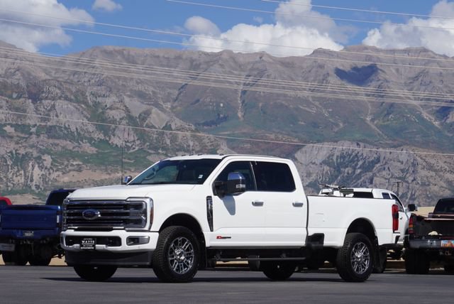 Used 2025 Ford F350 Platinum w/ Platinum Plus Package AWD/4WD image 5