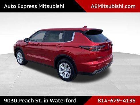 New 2026 Mitsubishi Outlander ES AWD/4WD image 5