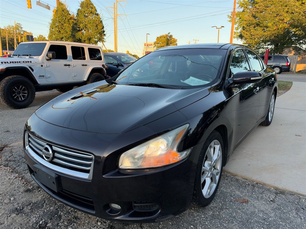 Used 2014 Nissan Maxima 3.5 SV w/ Premium Package FWD image 3