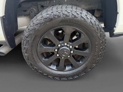 Used 2023 RAM 2500 Laramie w/ Night Edition AWD/4WD image 10